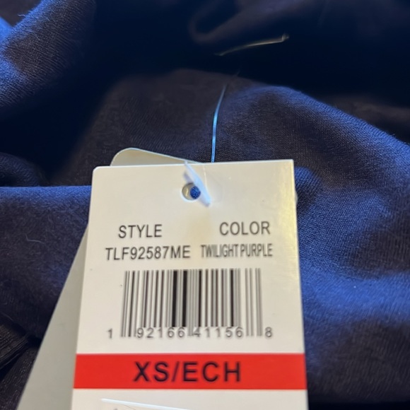 NWT twilight purple lightweight but warm pullover. - Picture 4 of 4
